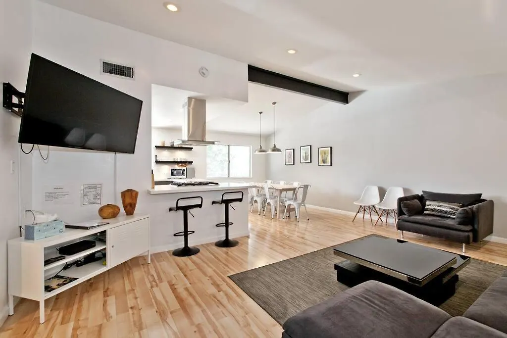 Bright, Modern 4Br With Beautiful Backyard & Pool! Villa Las Vegas